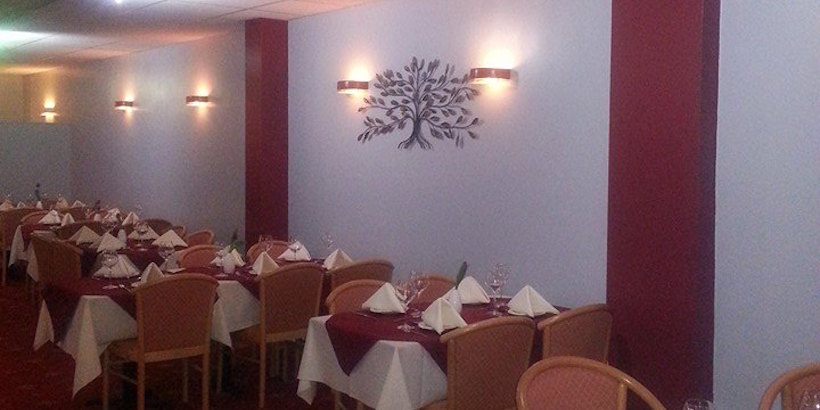 Red Rose Loung